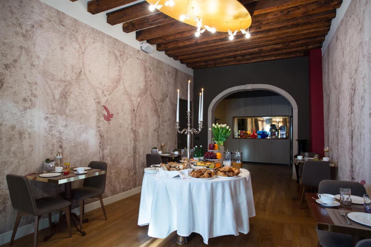 Riva Del Vin Boutique Hotel Венеция Экстерьер фото
